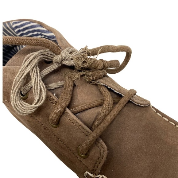 UGG Brown Suede Chukka Boots with Moccasin Stitching main image 7